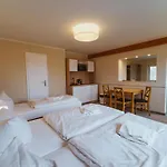 Otel Stralsund, Original