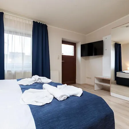 - Meisten In מלון שטראלסונד