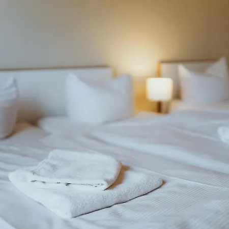 מלון - Meisten In שטראלסונד