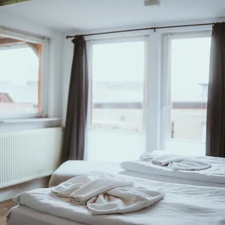 - Meisten In מלון שטראלסונד