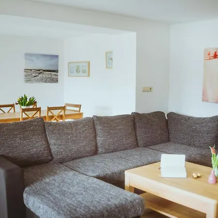 - Meisten In מלון שטראלסונד